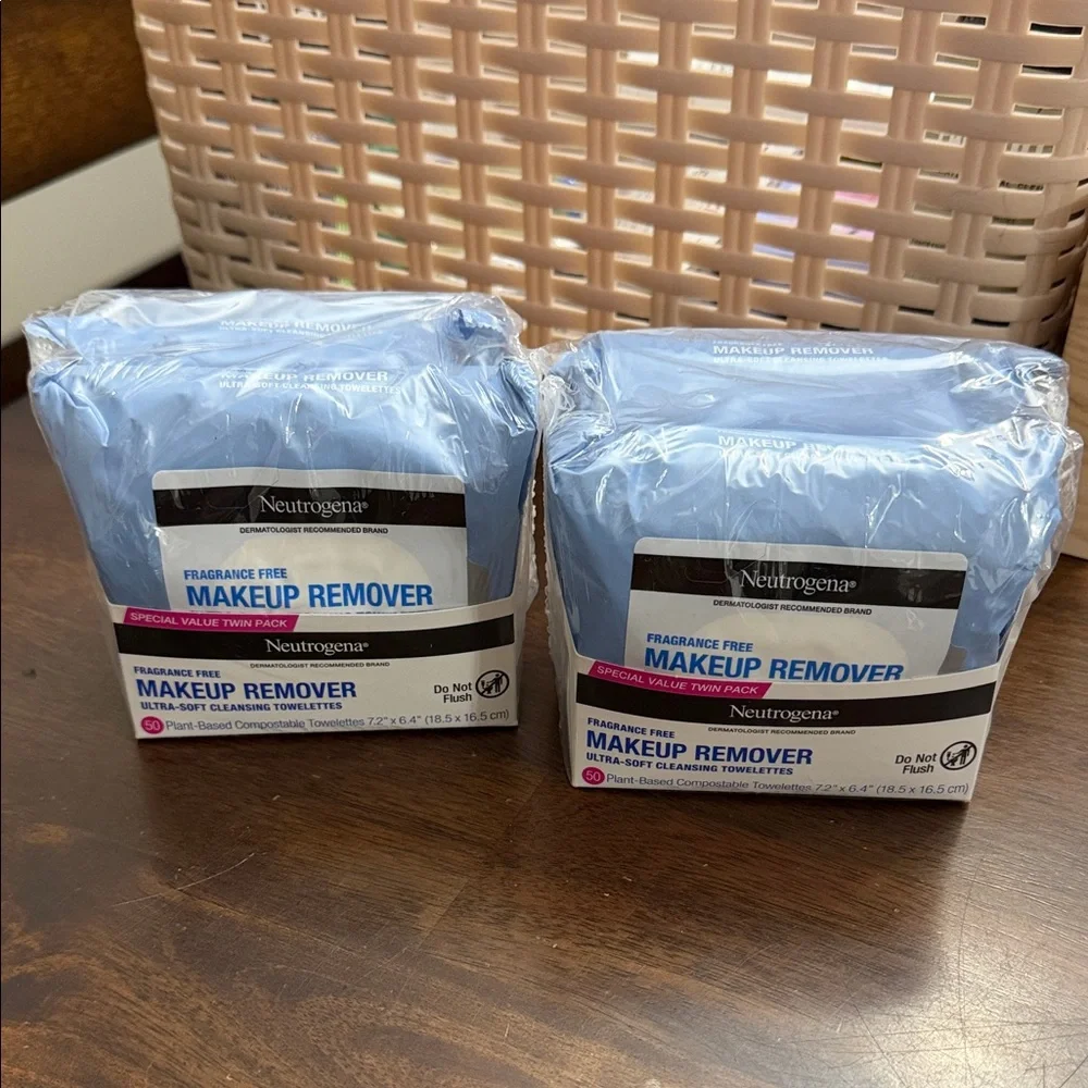 Neutrogena Blue Makeup Remover Wipes -‎ 2x 2packs